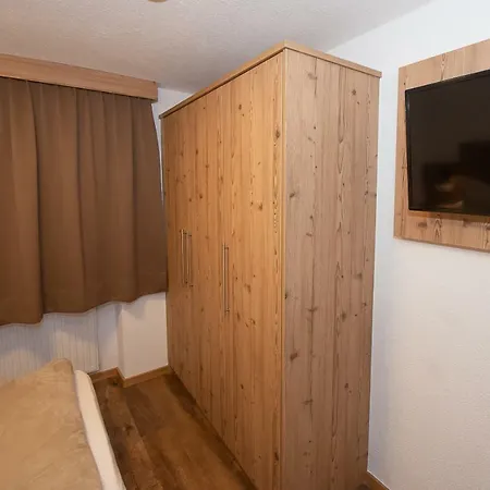 Pensionat Haus Notburga 3*