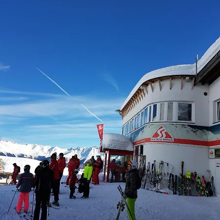 Pensionat Haus Notburga Serfaus