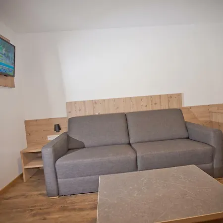 Haus Notburga 3* סרפהאוס